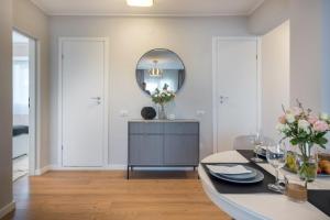 Downtown Modern - 2BR Apartment