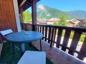 Appartements Appartement Samoens, 2 pieces, 6 personnes - FR-1-624-69 : photos des chambres