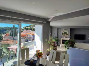 Luxury Apartment Pape