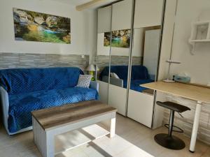 Un bel appartement rez jardin parking gratuit