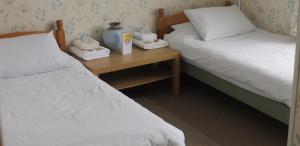 Standard Twin Room room in Leofric Legends
