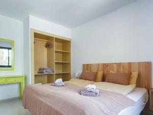 Seaside Apartment Corralejo : A cozy holiday home in a peaceful well located green complex