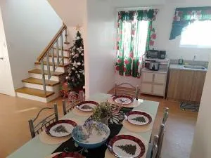 Avida 3-Bedroom Vacation House with Pool - Cabug