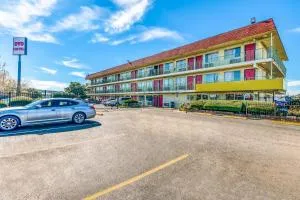 OYO Hotel Houston Southwest I-69 - 斯塔福德