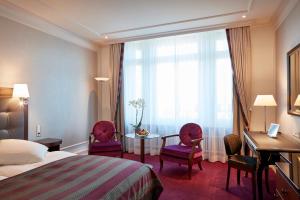 Superior Double or Twin Room room in Hotel Schweizerhof Zürich