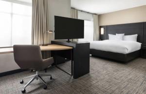 King Studio with Sofa Bed - Hearing Accessible room in Residence Inn by Marriott New Haven Hamden