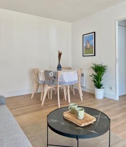 La Voulzie Appartement - Proche centre avec parking privé