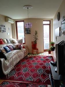 Golden sands Iglika-1