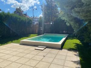 Appartements CityCosy-Strasbourg Villa Ellenhard avec Piscine privee : Appartement 3 Chambres