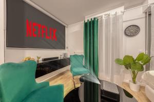 Appartements Cinema Moon Luxury - Gare 3min - Proche Paris : photos des chambres