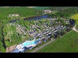 Campings MHVACANCES LOUE MH 137 2 CHAMBRES PROCHE CHATEAUX DE LA LOIRE et ZOO BEAUVAL : photos des chambres