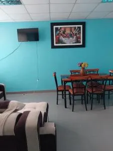 HOSPEDAJE ALMIR - Мойобамба