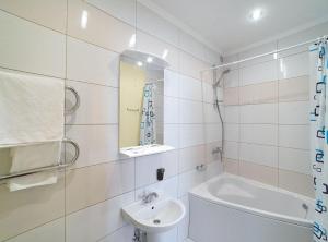 Апартаменти в Готелі в центрі Трускавця - 50 м до центрального бювету