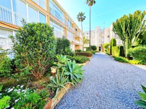 A un paso de la playa con piscina privada