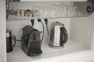 Belva Blue Glyfada Modern 2BR Walk to Ctr & Beach