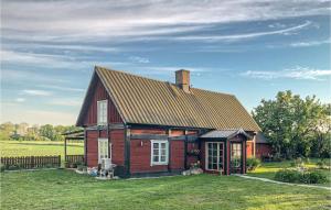 Amazing Home In Visby With Wifi