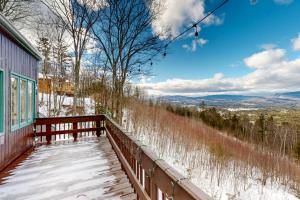 Amazing View Retreat Home