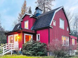 6 person holiday home in ÅMÅL-By Traum