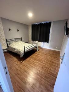 Villas Gite equipe 1 a 8 personnes modulable lire hote : photos des chambres