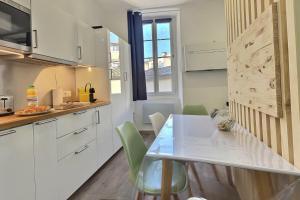 Appartements LE PALAIS DES PAPES - AVIGNONSMILE : photos des chambres