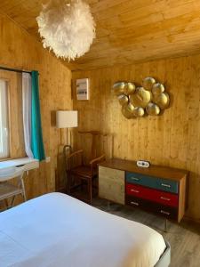 Chalets Escapade Romantique en Chalet Nature, Calme et Douceur au Bord de Marne : photos des chambres