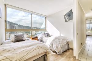 Luxury Silver 3D Parking & Wifi