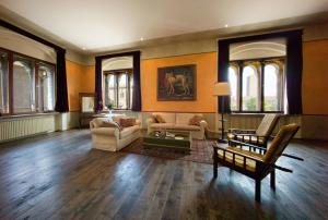Palazzo Castiglioni luxury suite and rooms