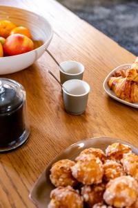 La lucarne du palais -Exceptionnel place du Palais des papes Wifi climatisation