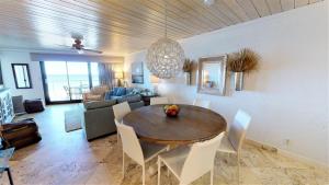Beachside II 4238