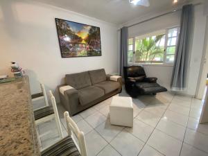 Flat Estudio 220 amarílis 3 Piscinas climatizadas, carregar veiculo eletrico, Bertioga, Riviera de São Lourenço Apartamento estúdio, cozinha equipada completa, serviço de hotelaria, limpeza e trocas diária de toalhas, WI-FI 500 MB