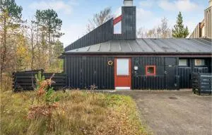 2 Bedroom Cozy Home In Grenaa - Fuglsang