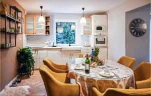 Lovely Apartment In Stezyca With Sauna