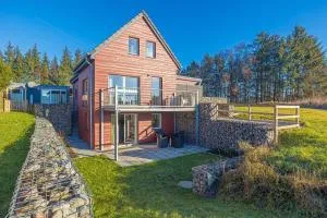 Kapitänshaus Niehuus fewo1846 - Webleinstek - moderne Wohnung mit Terrasse auf parkähnlichem Grundstück - Padborg