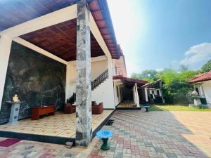 Yala Visit Villa