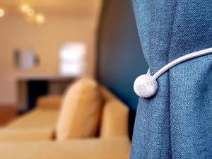 Secure and Modern 2Bed Apartment in Cape Towns Charming Rondebosch