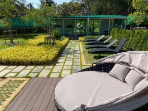 Escape BestFamily Condo 1st Beach line