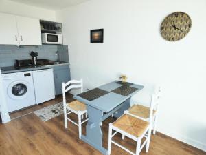 Appartements Residence Les Colverts - Studio pour 2 Personnes 764 : photos des chambres