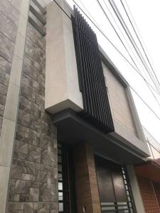 Habitación Irving confortable con baño privado