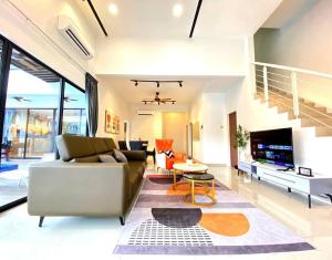Kuala Selangor Modern Homestay with Pool 20pax