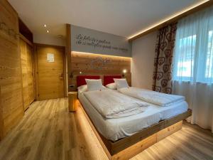 Superior Studio with Balcony and Mountain View room in Cesa Planber Apartments
