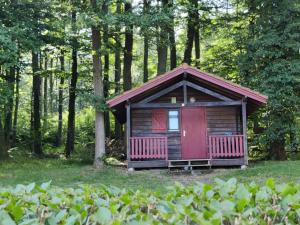 Campings Camping Les Vosges du Nord : photos des chambres