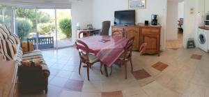 Appartements Saint Philibert - Proche plage : photos des chambres