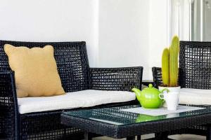 Apartment Pink Vistabella 1 - Winter by the sea