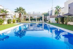 Apartment Pink Vistabella 1 - Winter by the sea