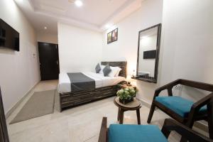 Perfectstayz Value Umra Grace - Near Haridwar Railway Station
