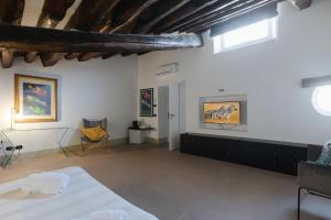 Palazzo Cavarretta - Pinellas Rooms and Apartment