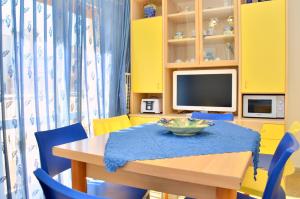 Three-Bedroom Apartment very close to the beach