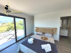 Maisons de vacances Casa Balancinu Vue panoramique sur montagne et Mer Piscine Privee : photos des chambres