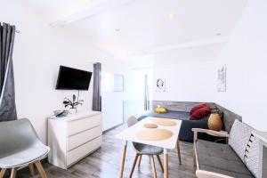 Appartements Velodrome Gite du stade Le cottage studio sur cours climatise parking : photos des chambres