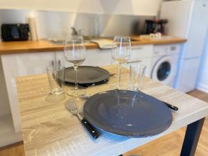 Appartements Studio climatise proche du centre-ville a Tournon-sur-Rhone : photos des chambres